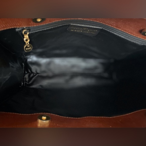 VGUC, Salvatore Ferragamo Vara, Lizard Embossed, Brown Leather Tote. Authentic - Picture 6 of 13